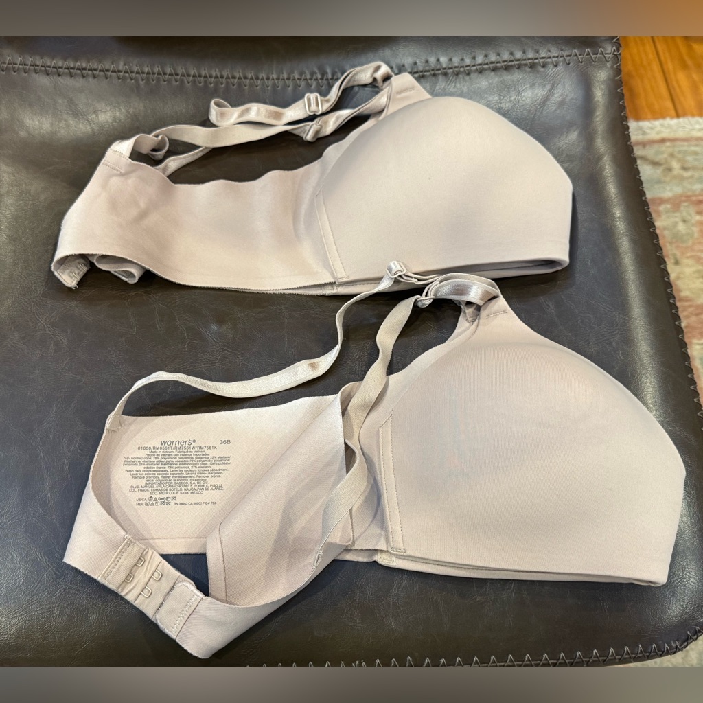 Warner’s No Side Effects Wireless Bras 36b Nude Lot Of 2 Gently Worn